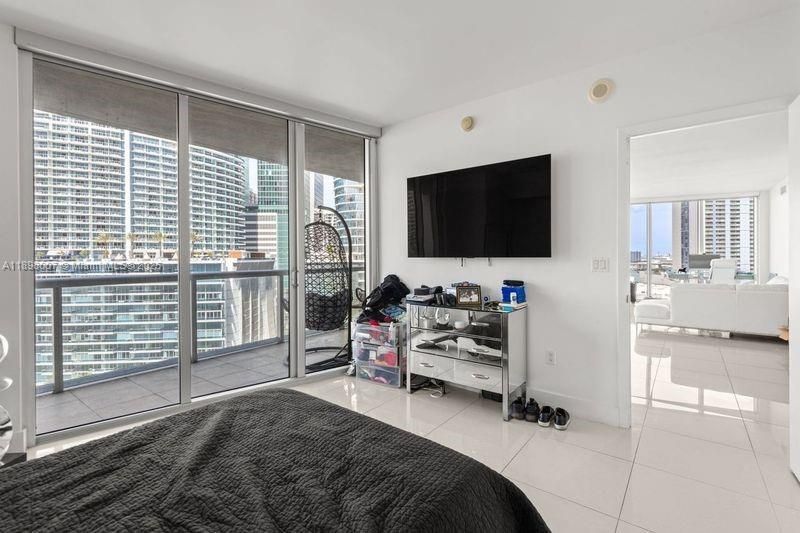 465 Brickell Ave, Unit 1602, Miami, FL 33131 Photo