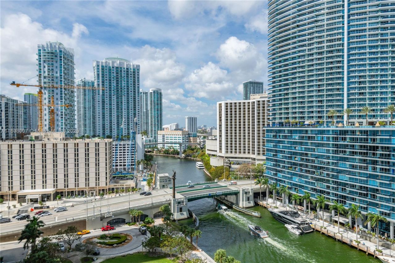 465 Brickell Ave, Unit 1602, Miami, FL 33131 Photo