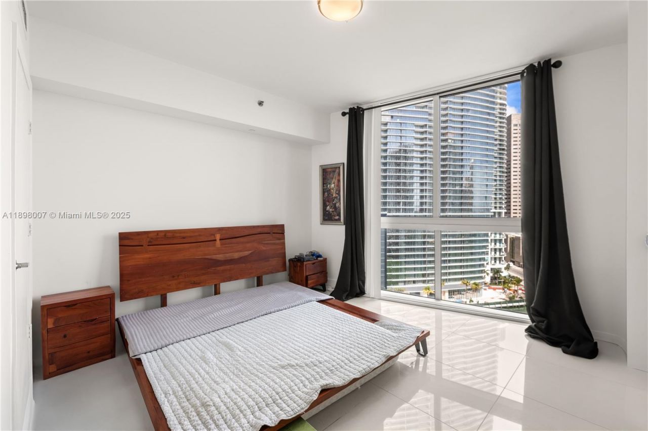 465 Brickell Ave, Unit 1602, Miami, FL 33131 Photo