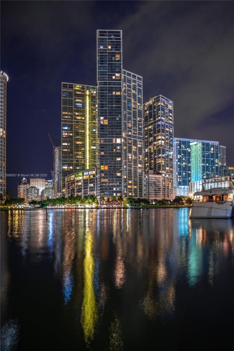 465 Brickell Ave, Unit 1602, Miami, FL 33131 Photo