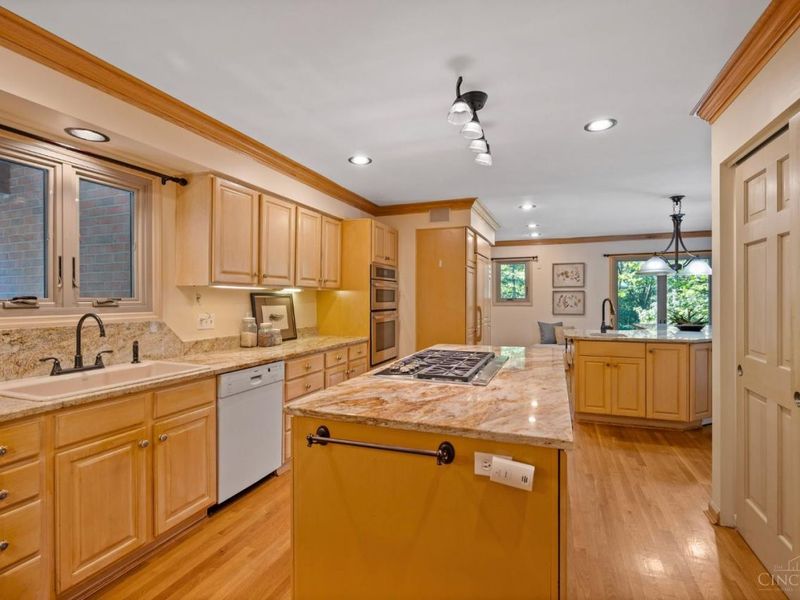 8337 War Admiral Drive, Miami Twp, OH 45052 Photo 9