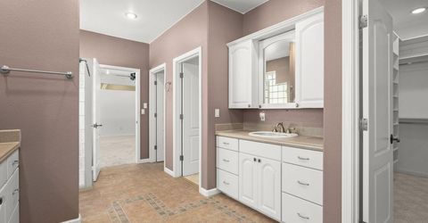 5700 Twin Springs Road, Reno, NV 89510 Photo