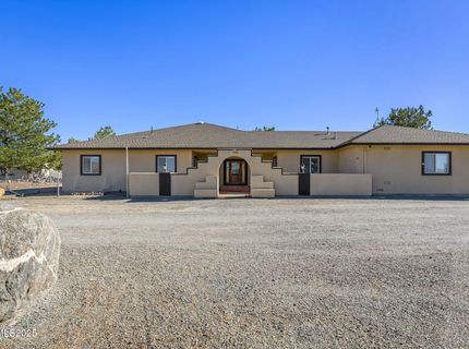 5700 Twin Springs Road, Reno, NV 89510 Photo