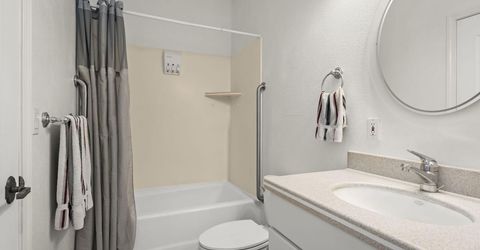 5700 Twin Springs Road, Reno, NV 89510 Photo