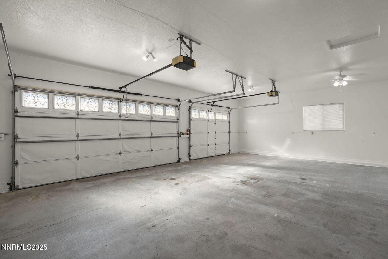 5700 Twin Springs Road, Reno, NV 89510 Photo