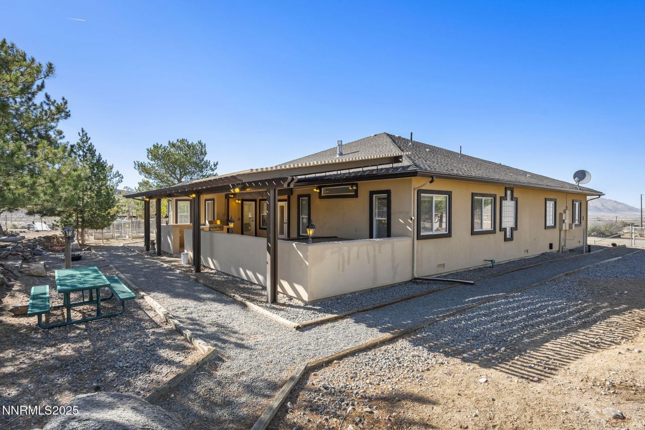 5700 Twin Springs Road, Reno, NV 89510 Photo