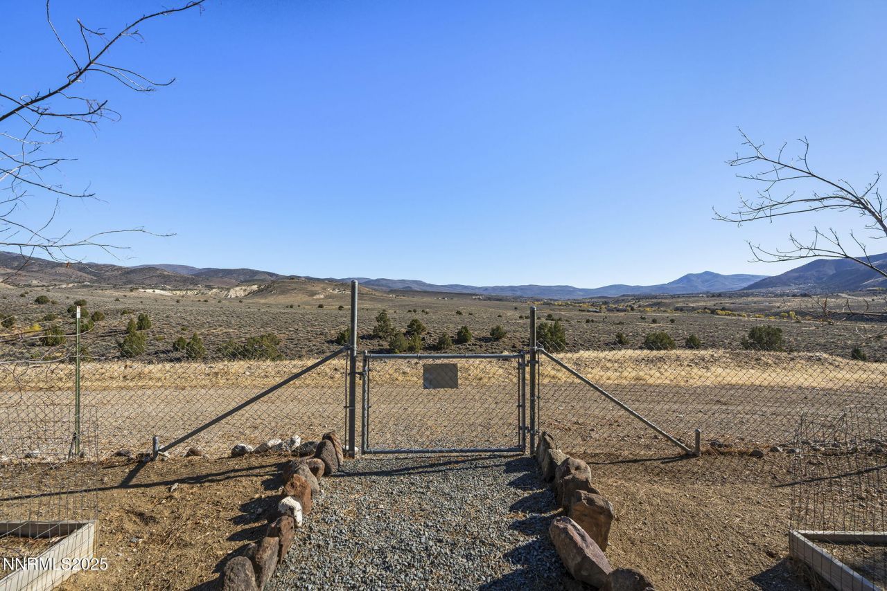 5700 Twin Springs Road, Reno, NV 89510 Photo