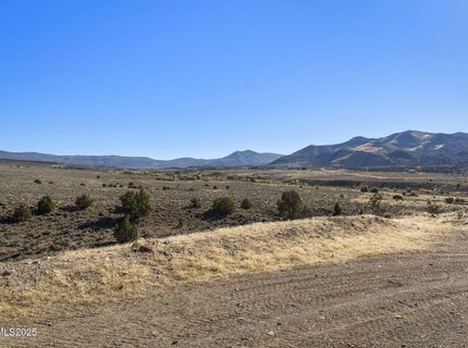 5700 Twin Springs Road, Reno, NV 89510 Photo