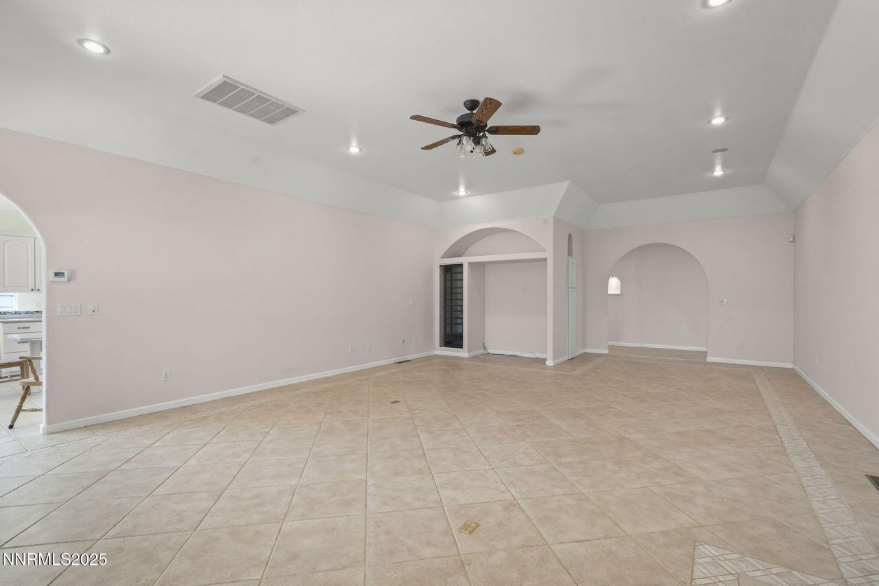 5700 Twin Springs Road, Reno, NV 89510 Photo