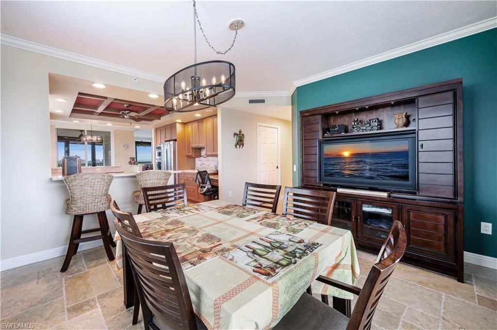 455 Cove Tower Dr, Unit 1101, Naples, FL 34110 Photo