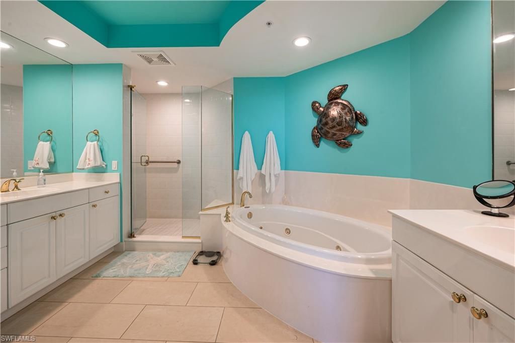 455 Cove Tower Dr, Unit 1101, Naples, FL 34110 Photo