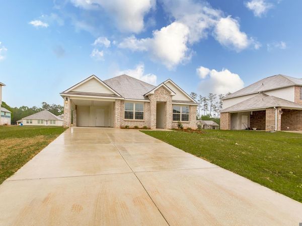 18112 Fox Hollow Loop, Hammond, LA 70401