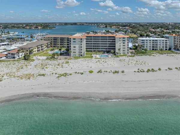 1150 TARPON CENTER DRIVE, Unit 608 (6-H), VENICE, FL 34285