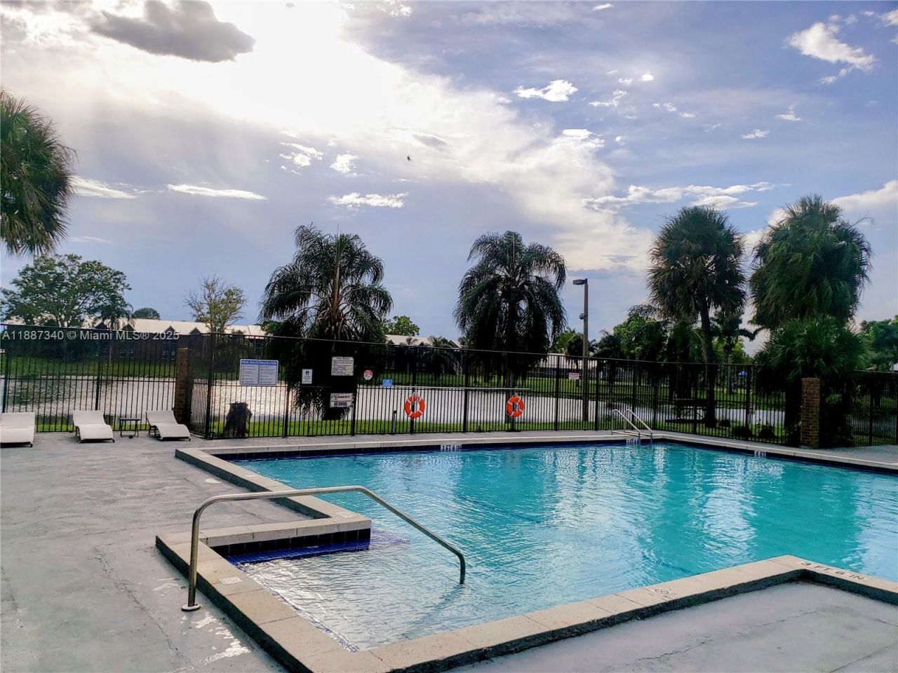 2000 S Main Street, Unit 000, Belle Glade, FL 33430 Photo