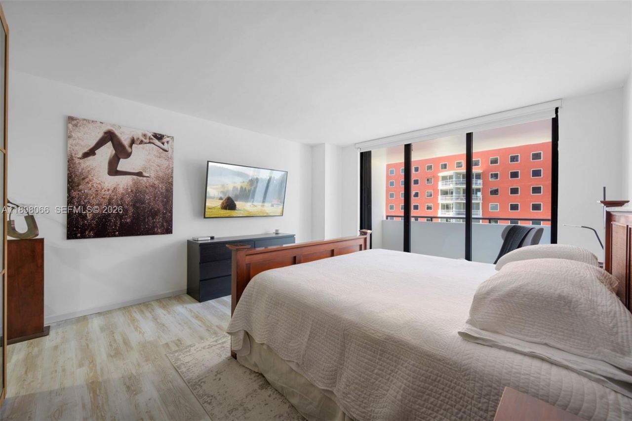 1581 Brickell Ave, Unit 2005, Miami, FL 33129 Photo