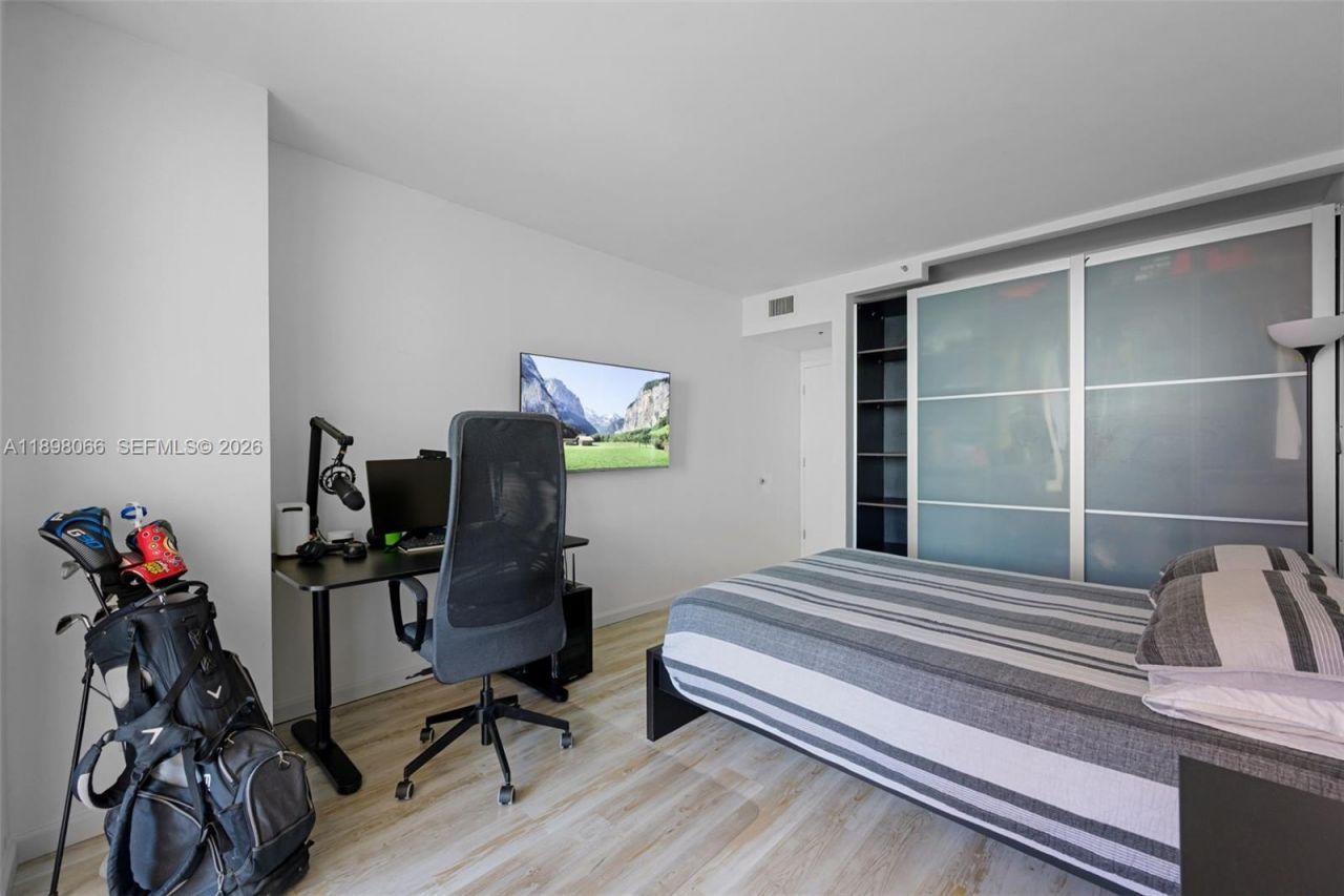 1581 Brickell Ave, Unit 2005, Miami, FL 33129 Photo