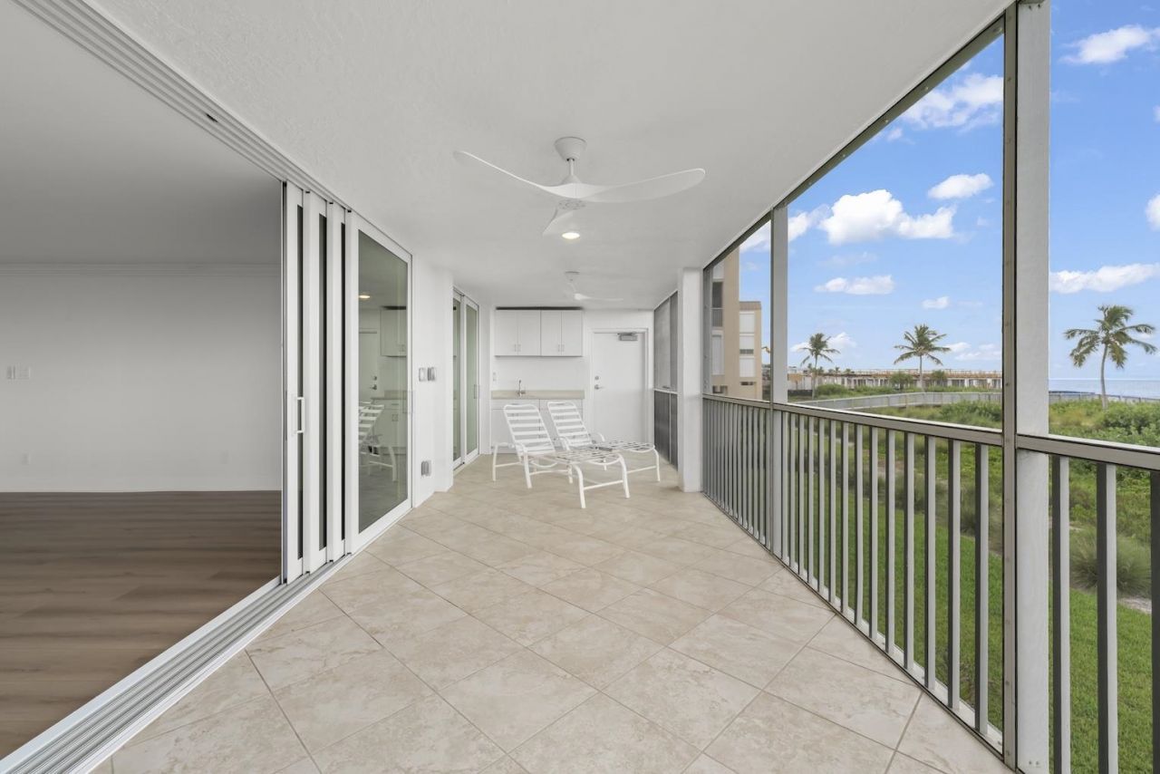 3145 West Gulf Drive, Unit 102, Sanibel, FL 33957 Photo