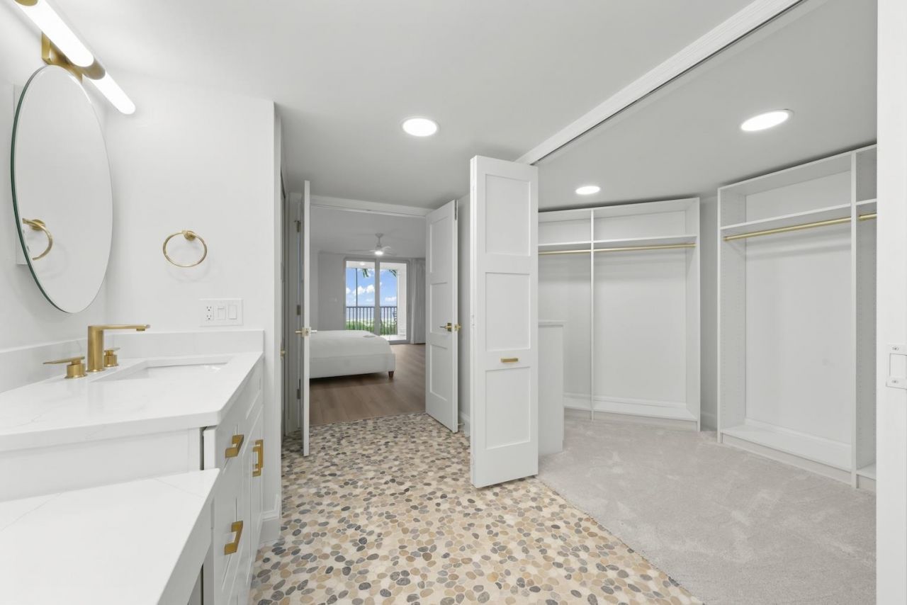 3145 West Gulf Drive, Unit 102, Sanibel, FL 33957 Photo