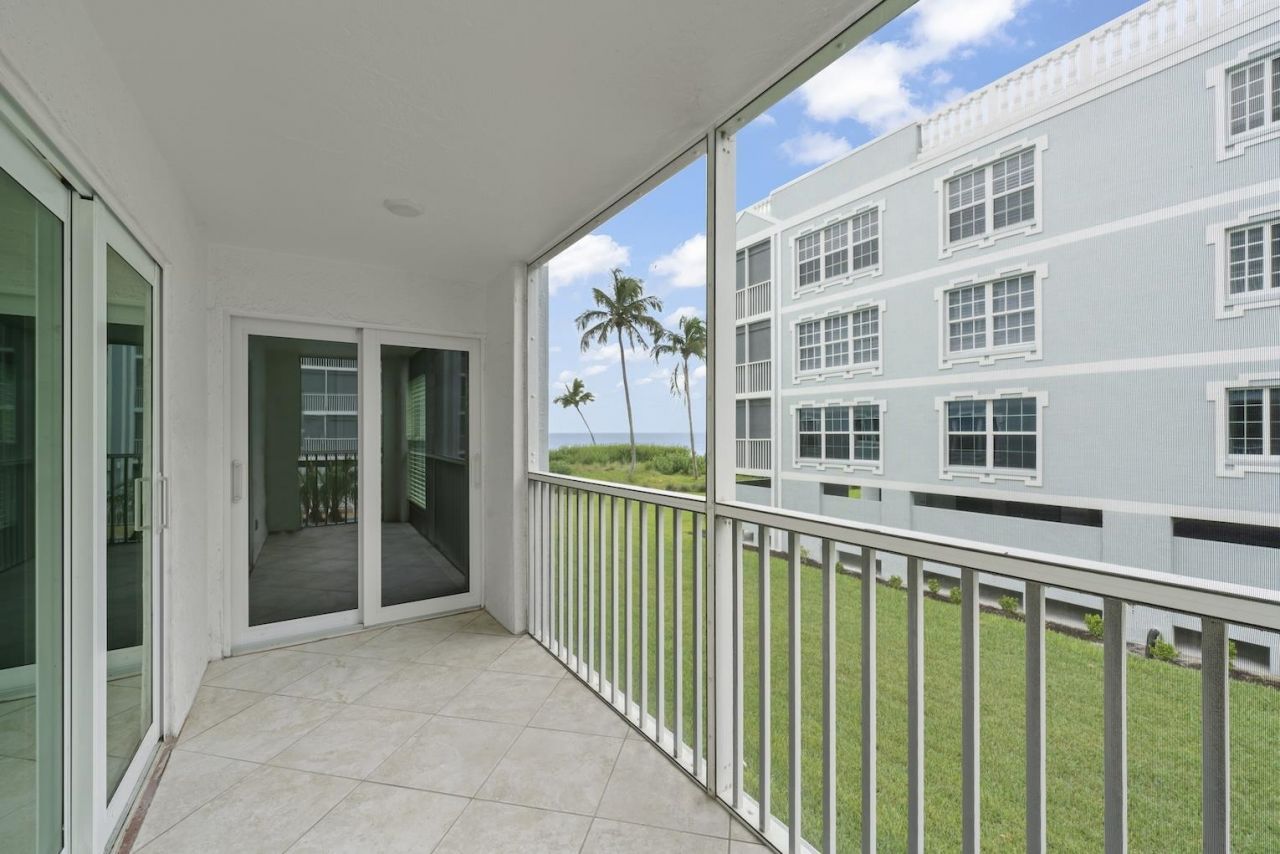 3145 West Gulf Drive, Unit 102, Sanibel, FL 33957 Photo
