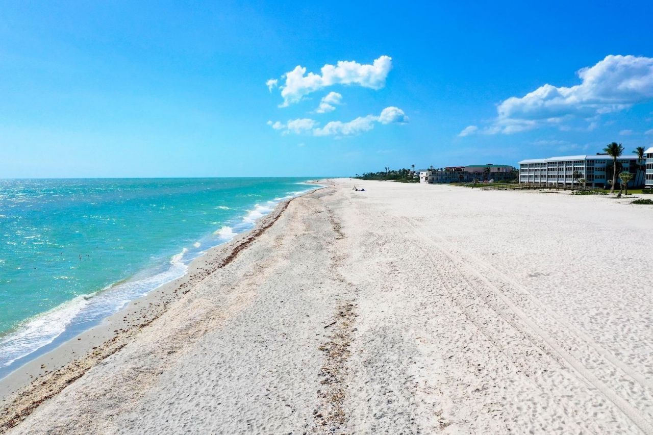 3145 West Gulf Drive, Unit 102, Sanibel, FL 33957 Photo