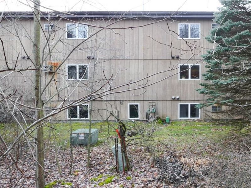 8140 Southwood Drive, Garrettsville, OH 44231 Photo 3