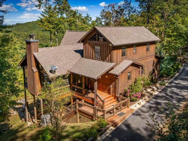 588 Bell Camp Ridge Road, Blue Ridge, GA 30513