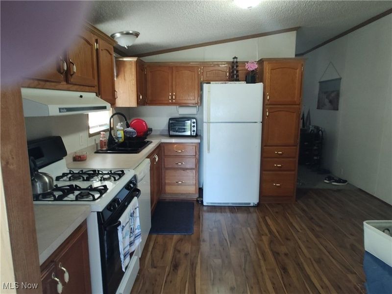 322 Morgan Terrace, Roaming Shores, OH 44084 Photo 11