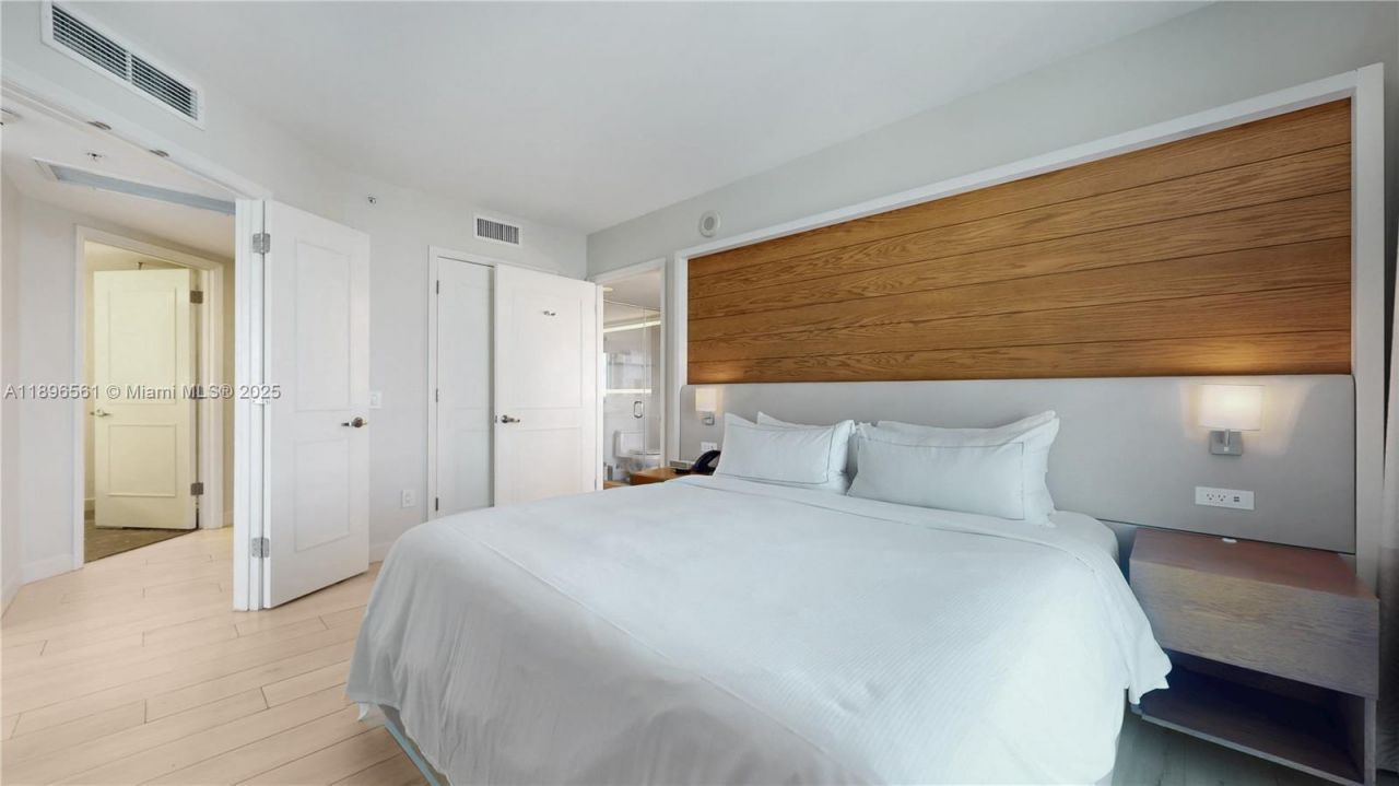 505 N Fort Lauderdale Beach Blvd, Unit 1017, Fort Lauderdale, FL 33304 Photo