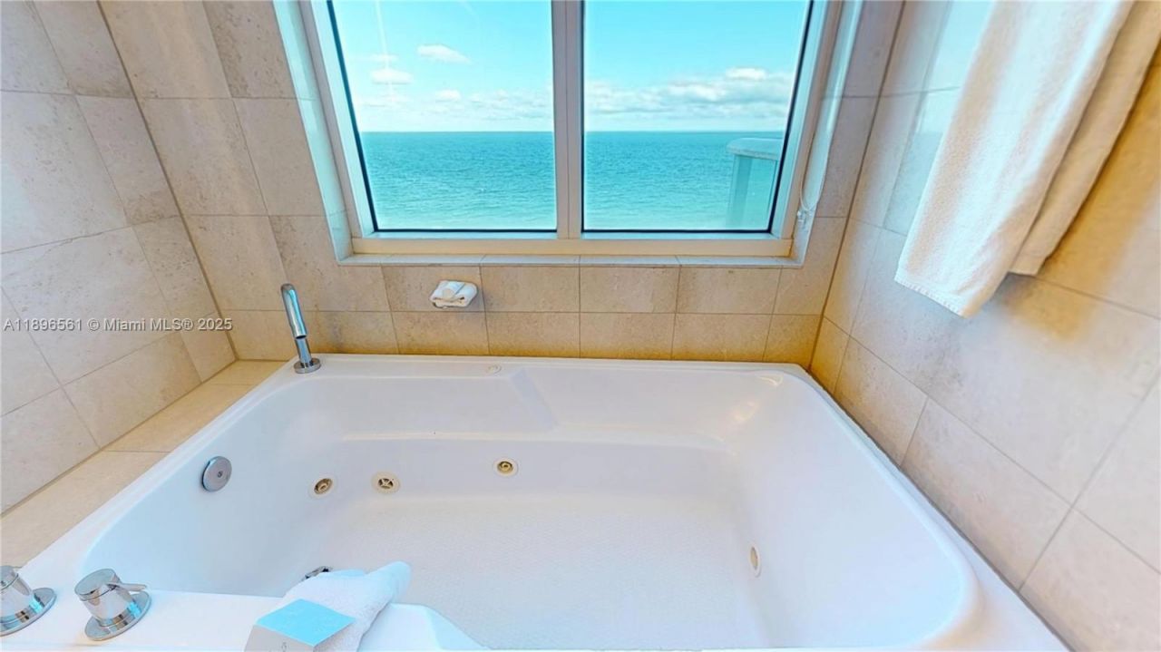 505 N Fort Lauderdale Beach Blvd, Unit 1017, Fort Lauderdale, FL 33304 Photo