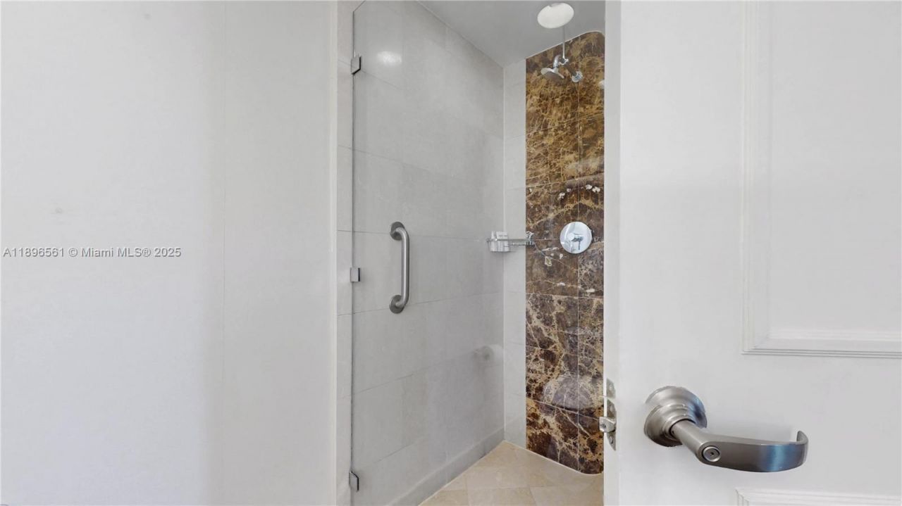 505 N Fort Lauderdale Beach Blvd, Unit 1017, Fort Lauderdale, FL 33304 Photo