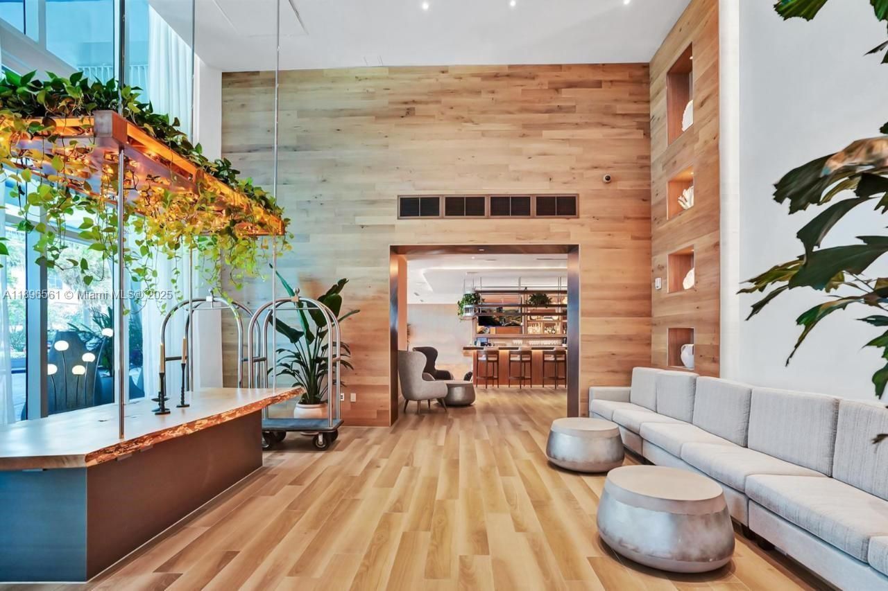 505 N Fort Lauderdale Beach Blvd, Unit 1017, Fort Lauderdale, FL 33304 Photo