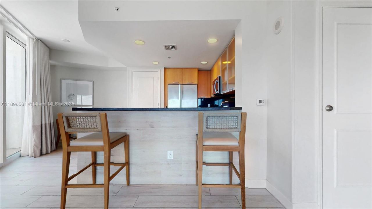 505 N Fort Lauderdale Beach Blvd, Unit 1017, Fort Lauderdale, FL 33304 Photo