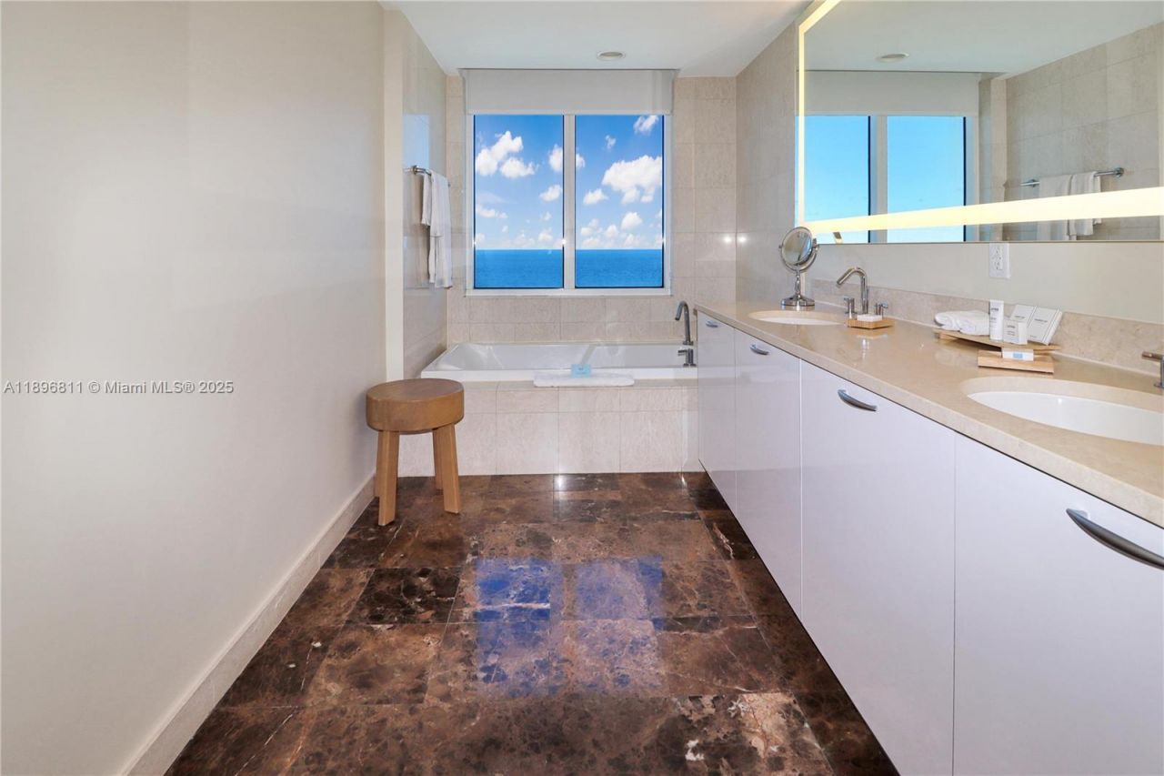 505 N Fort Lauderdale Beach Blvd, Unit 1618, Fort Lauderdale, FL 33304 Photo