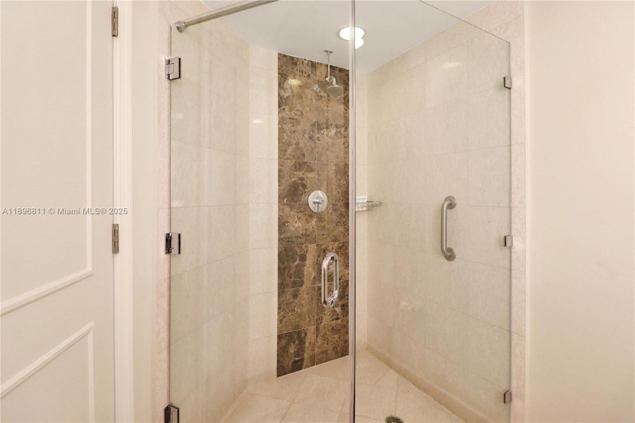 505 N Fort Lauderdale Beach Blvd, Unit 1618, Fort Lauderdale, FL 33304 Photo