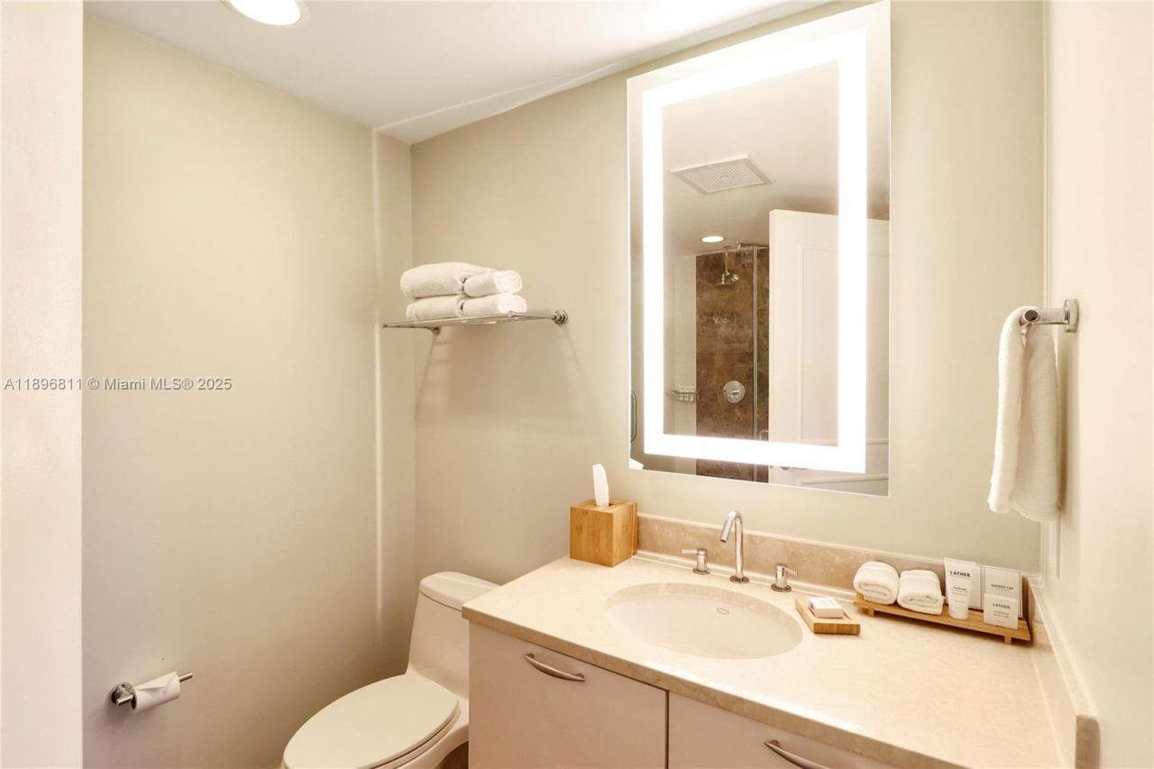 505 N Fort Lauderdale Beach Blvd, Unit 1618, Fort Lauderdale, FL 33304 Photo