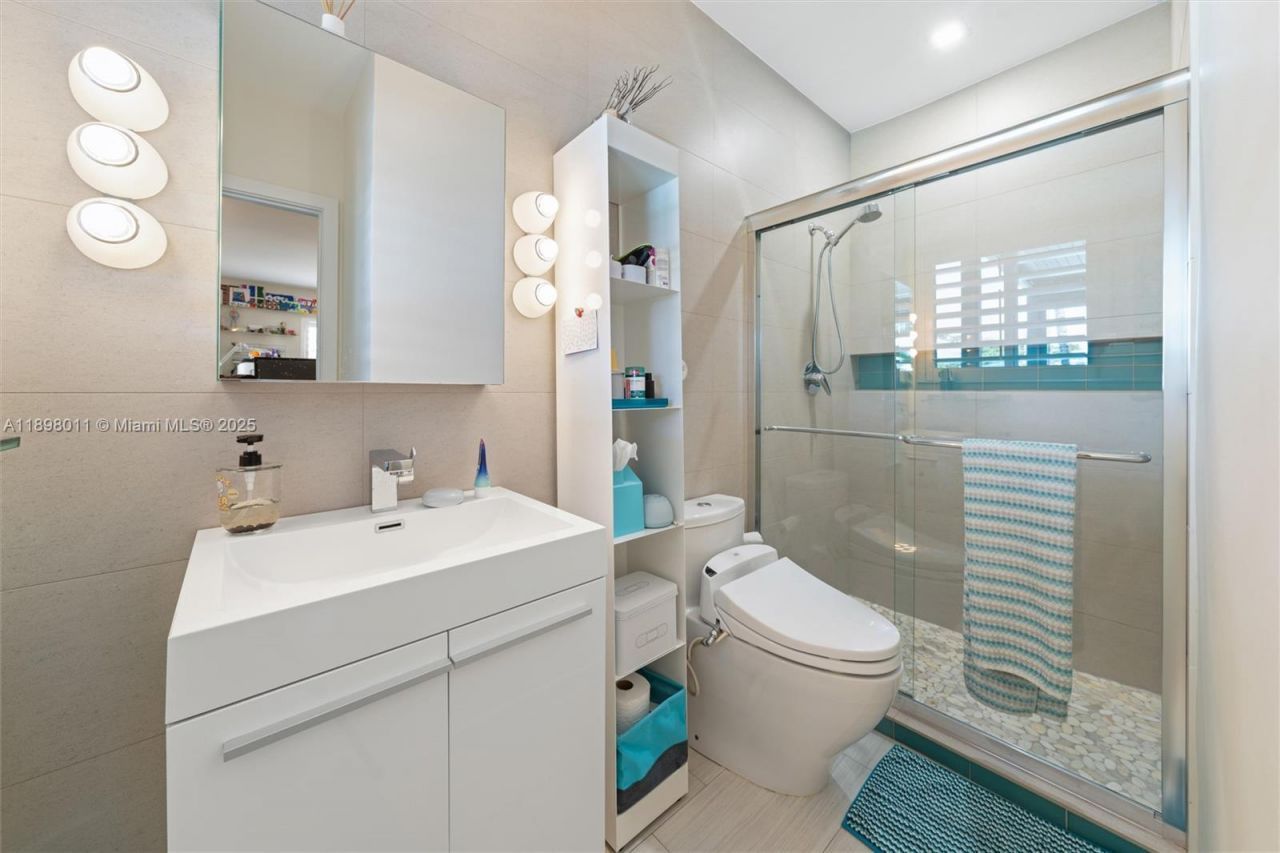 12944 Banyan Rd, North Miami, FL 33181 Photo