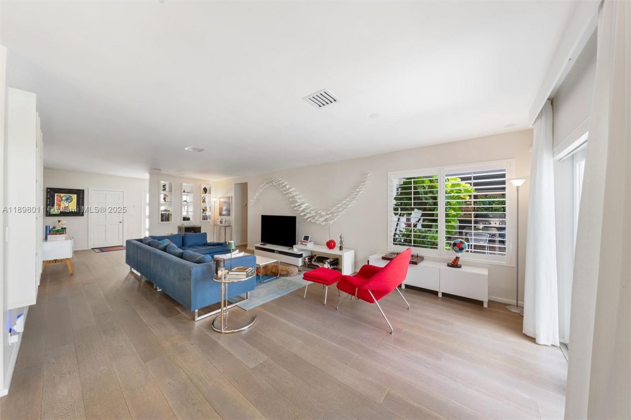 12944 Banyan Rd, North Miami, FL 33181 Photo