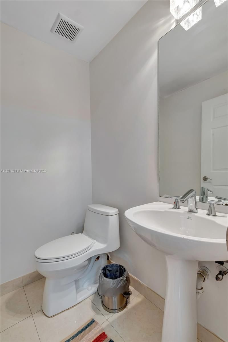 18409 NE 27th Ct, Unit 156, Aventura, FL 33160 Photo