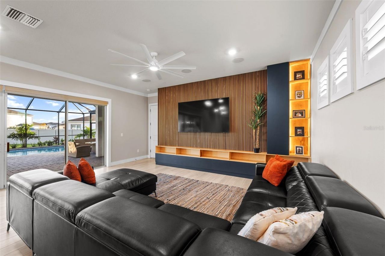 8714 Drummer Plank Drive, Wesley Chapel, FL 33545 Photo