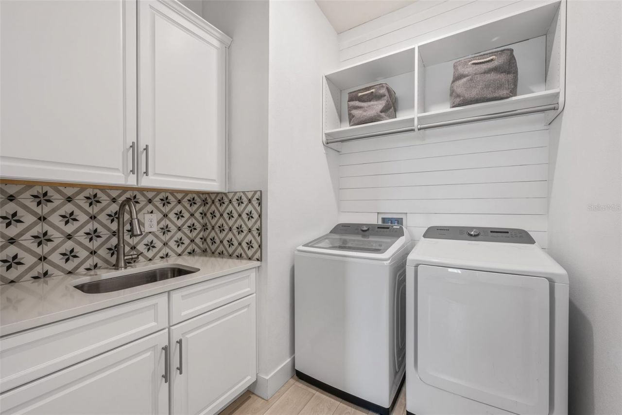 8714 Drummer Plank Drive, Wesley Chapel, FL 33545 Photo