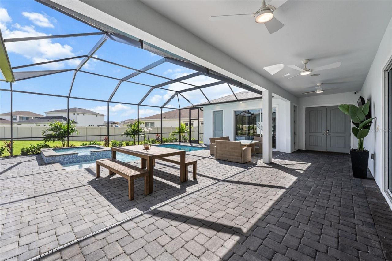 8714 Drummer Plank Drive, Wesley Chapel, FL 33545 Photo