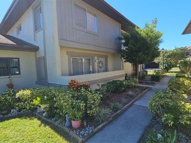 2943 LICHEN LANE, Unit B, CLEARWATER, FL 33760