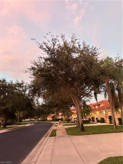 321 Robin Hood Cir, Unit 201, Naples, FL 34104 Photo