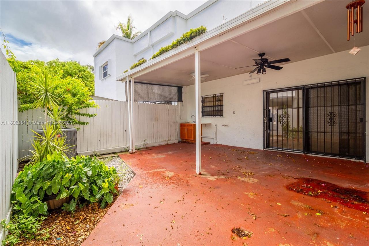 217 NW 109th Ave, Unit 2-217, Miami, FL 33172 Photo