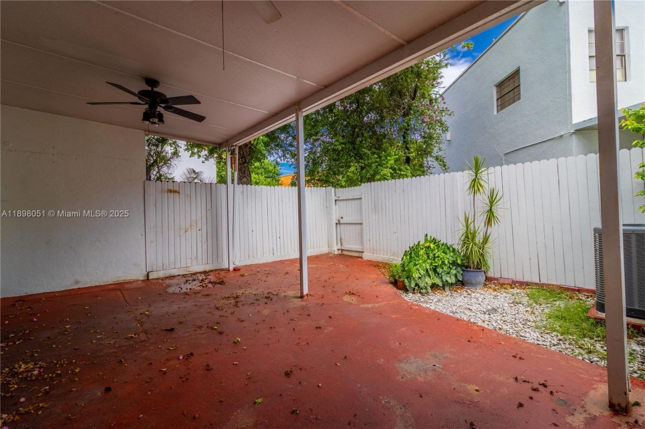 217 NW 109th Ave, Unit 2-217, Miami, FL 33172 Photo