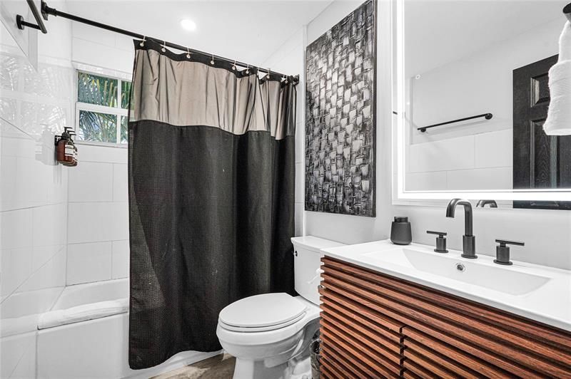 621 NE 28th Street, Wilton Manors, FL 33334 Photo