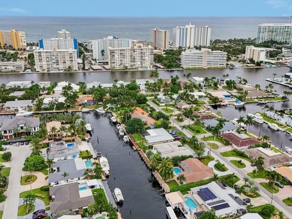 2731 NE 5th Street, Pompano Beach, FL 33062