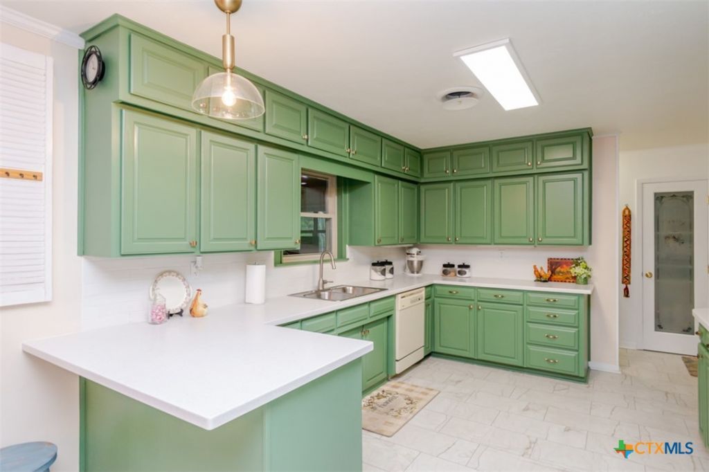 108 Arrowhead Drive, Harker Heights, TX 76548 Main Photo