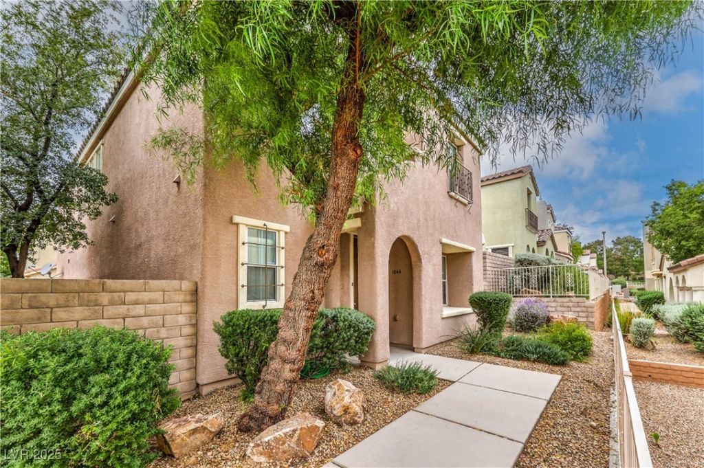 1044 Creeping Zinnia Court Las Vegas, NV 