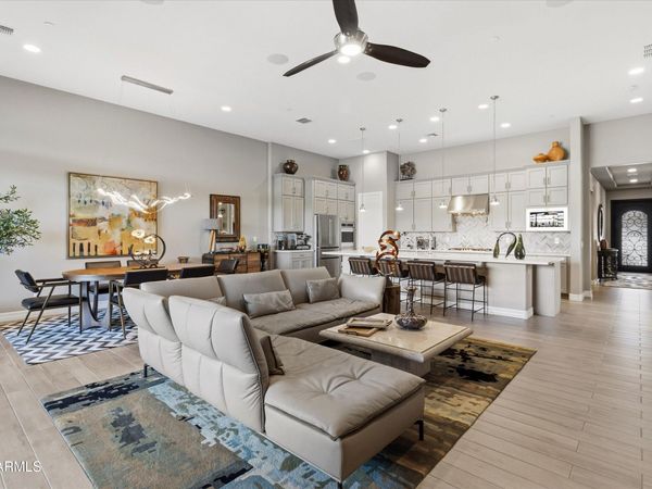 23004 N 73RD Place, Scottsdale, AZ 85255